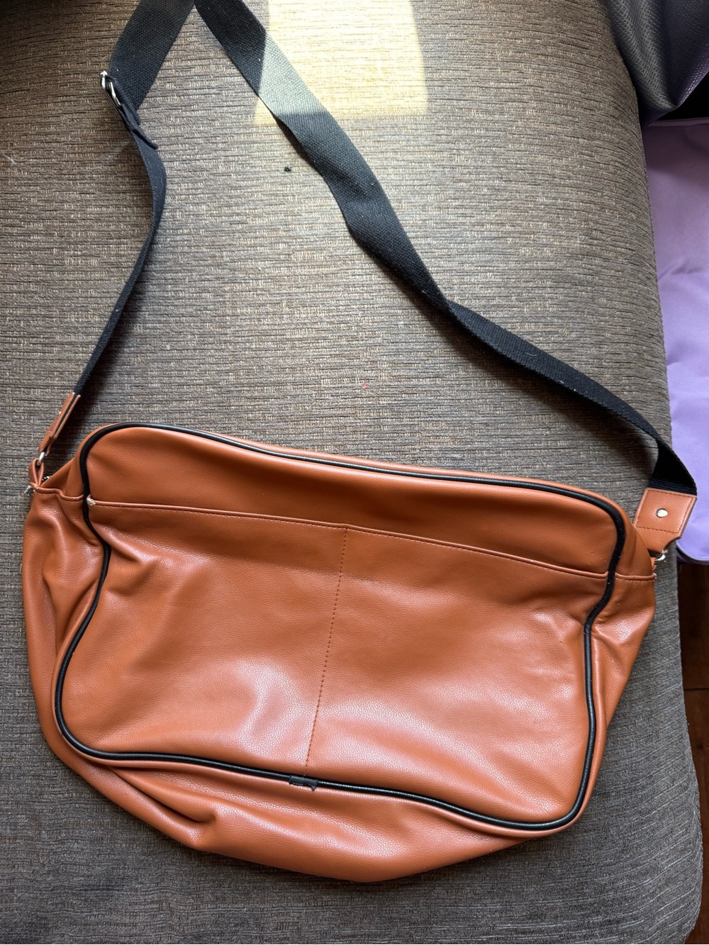 Tan Leather Crossbody Bag - Classic Everyday Carry